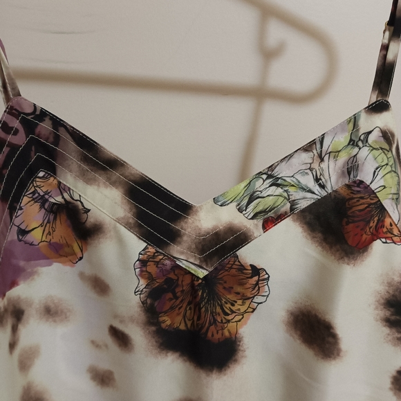 Sleeveless top - Picture 4 of 7